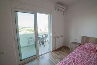 Апартаменты Apartmens Rex Улцинь Апартаменты с 3 спальнями-16