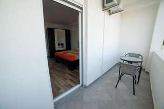 Апартаменты Apartmens Rex Улцинь Апартаменты с 3 спальнями-53